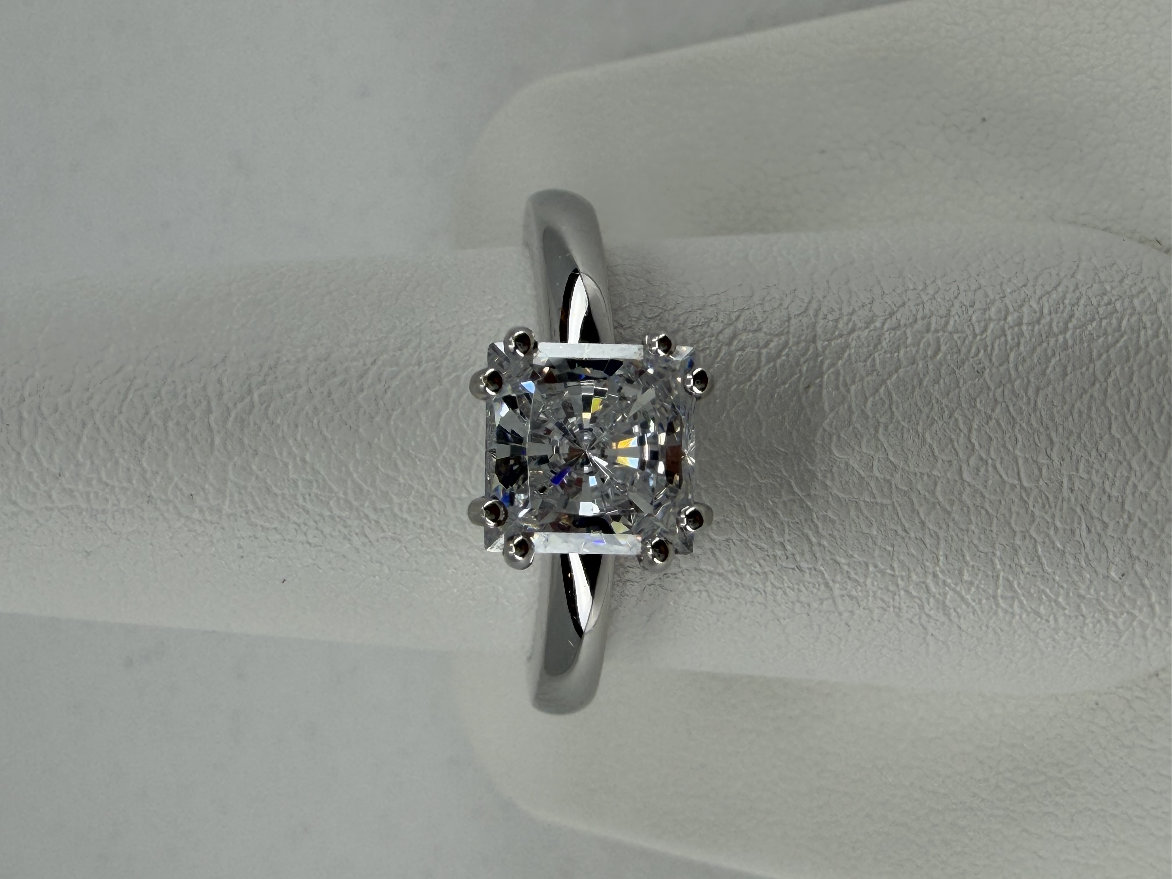 18K White Gold Princess Cut Cubic Zirconia Solitaire Ring