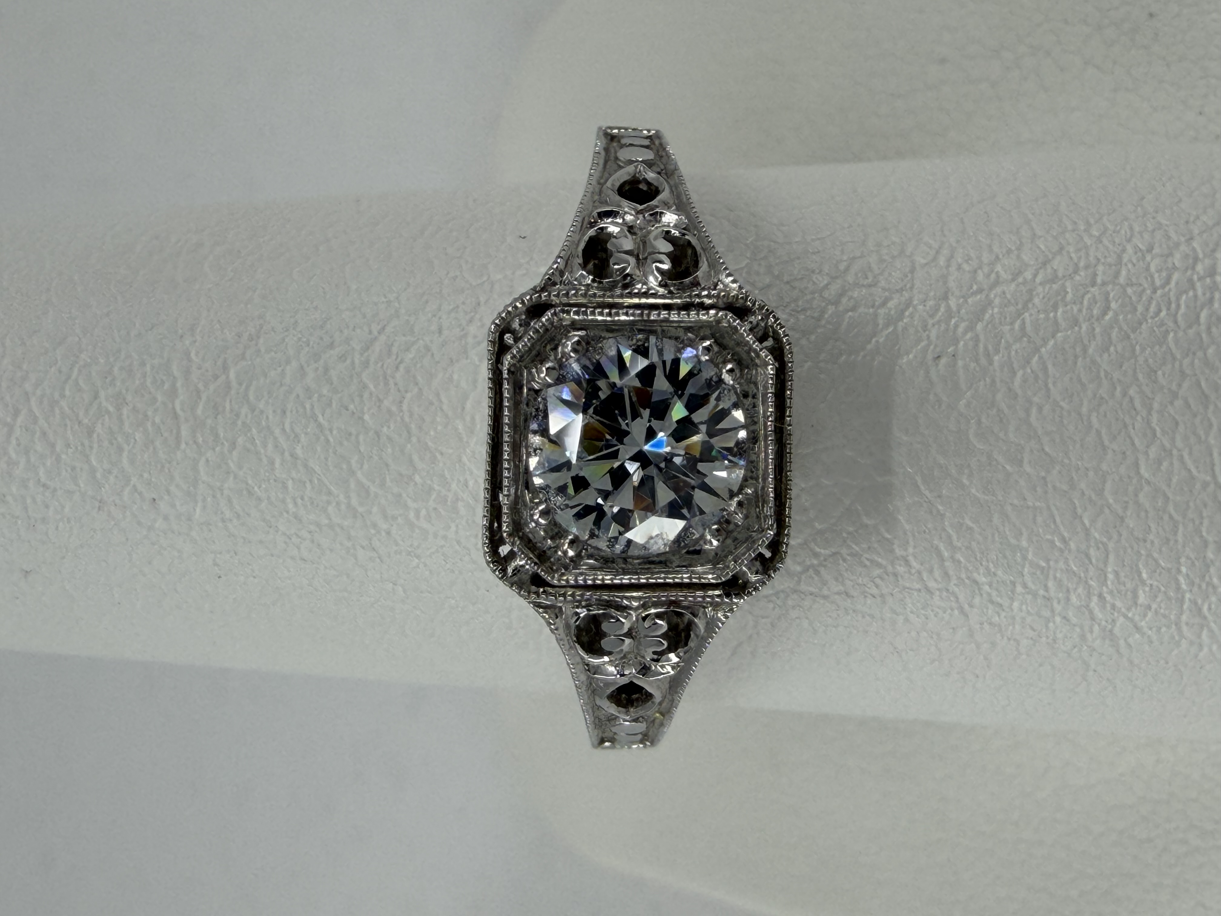14K White Gold Vintage Style Cubic Zirconia Ring
