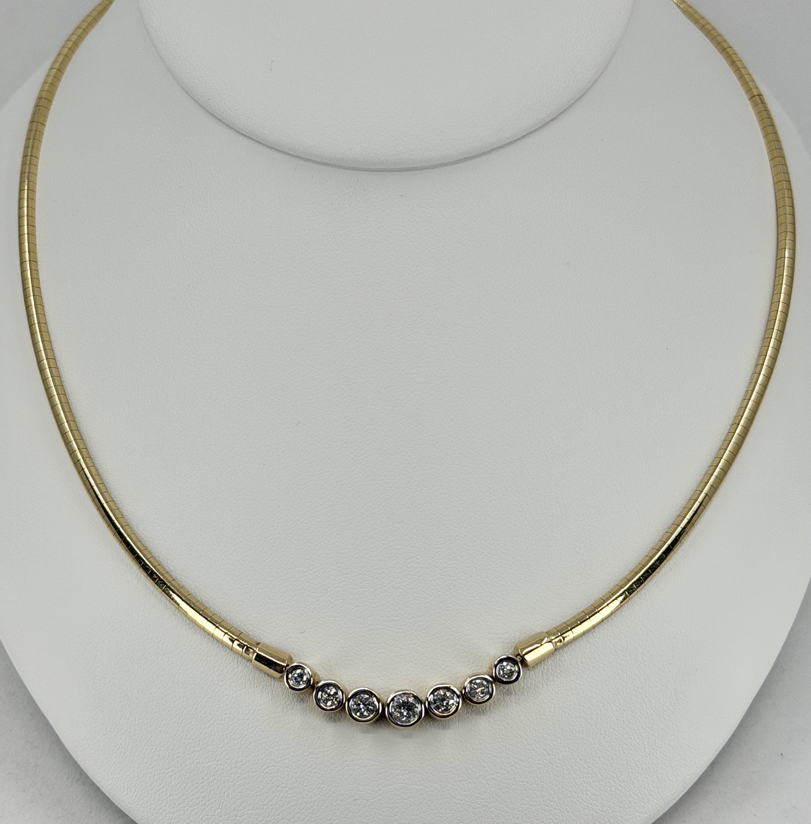 14K Yellow Gold Bezel-Set Diamond Omega Necklace &ndash; 1.35 CTW