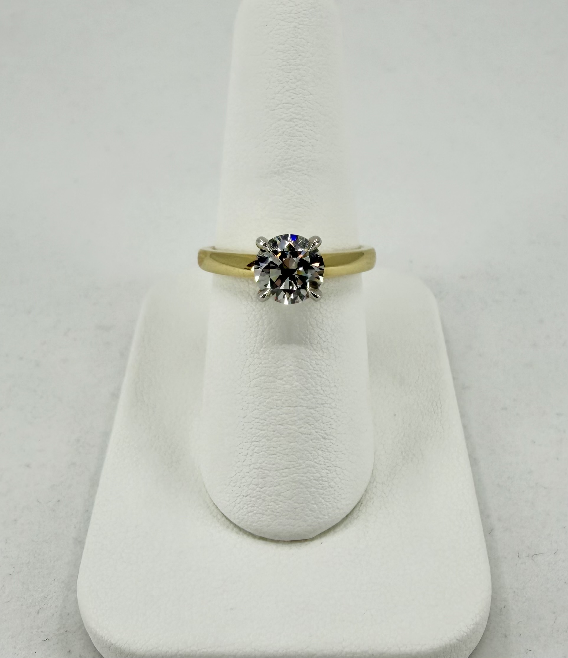 18K Yellow Gold & Platinum Natural Round Diamond Solitaire Ring &ndash; 1.22 CT G/VS2