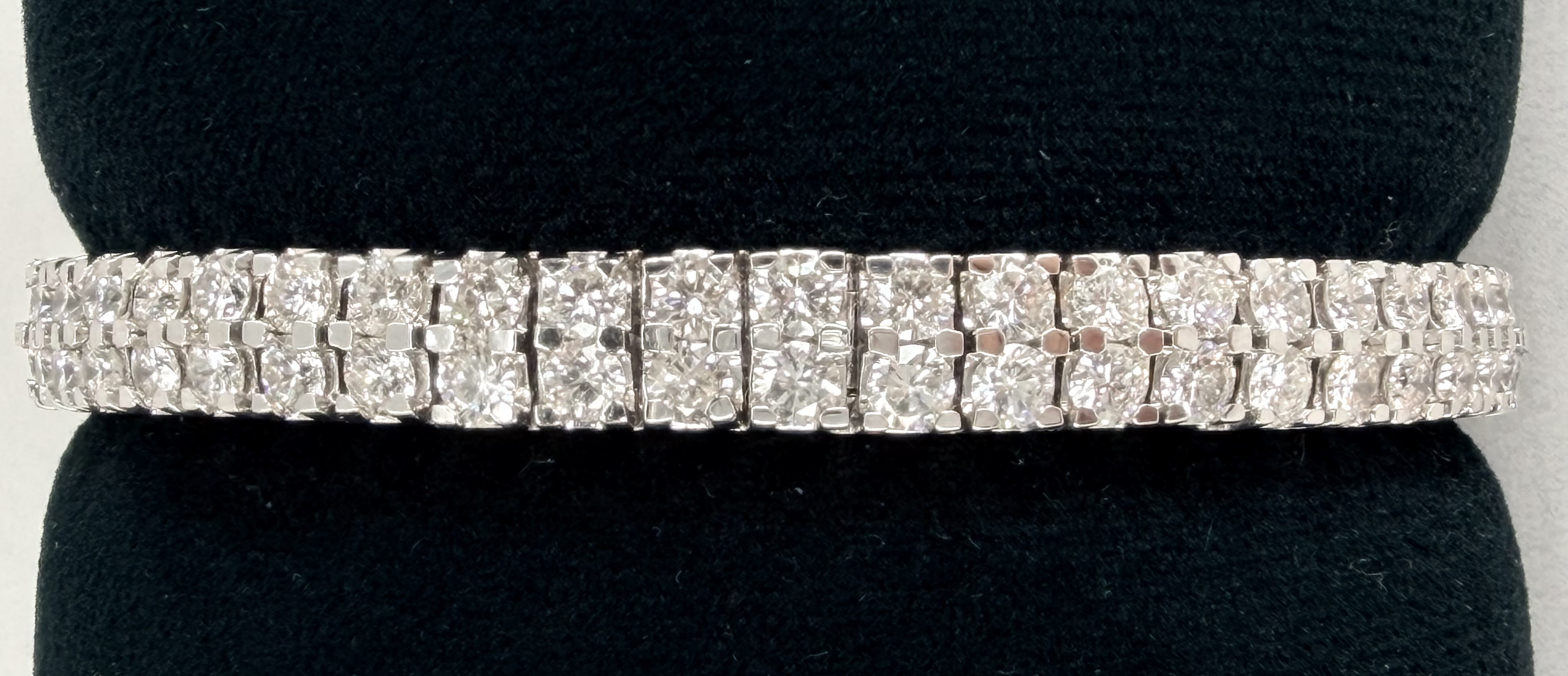 14K White Gold Two-Row Diamond Tennis Bracelet &ndash; 10.00 CTW