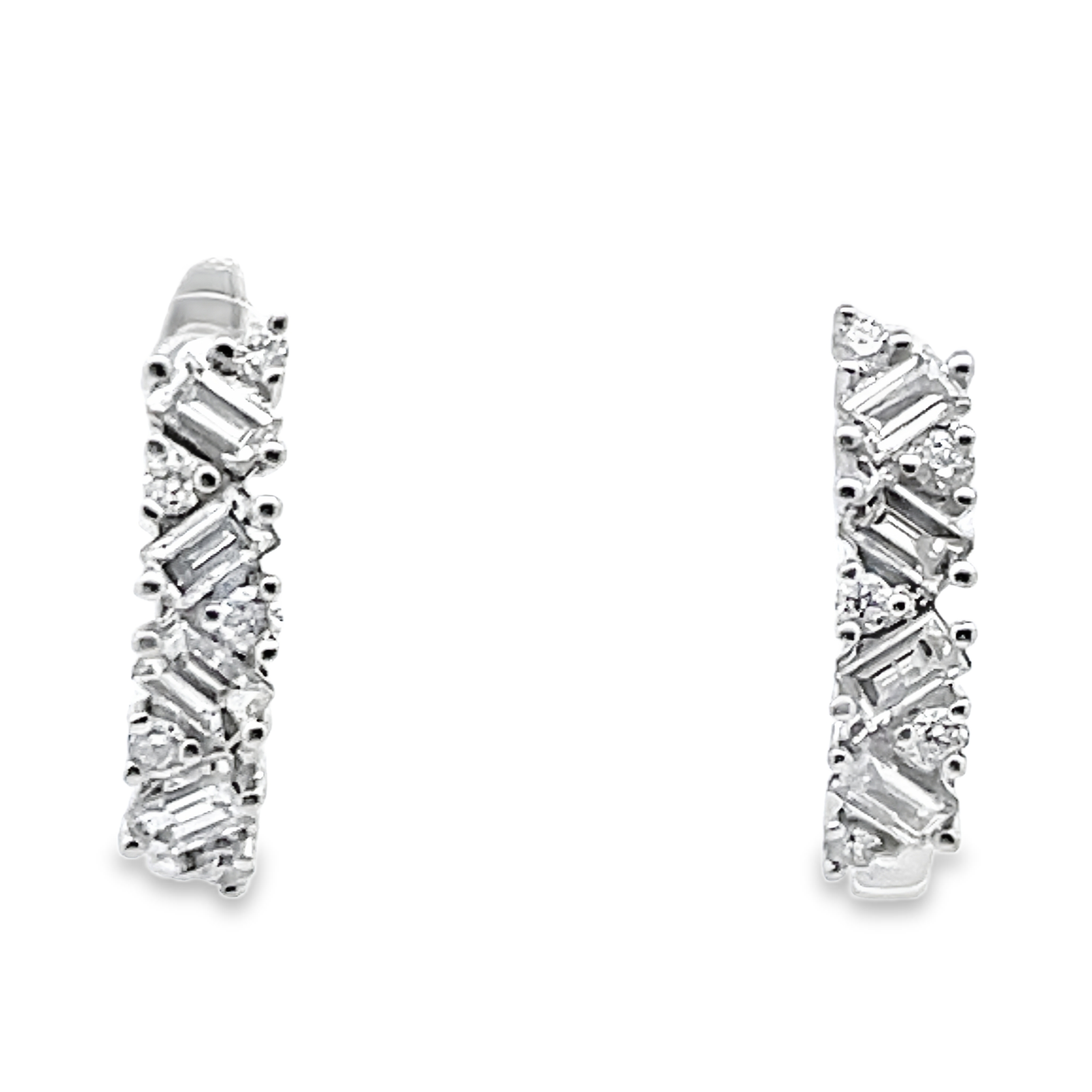 EFFY .47CTW  OVAL HUGGIE HOOP EARRINGS CONTAINING: 10 ROUND DIAMONDS + 8 BAGUETTE DIAMONDS 14KW