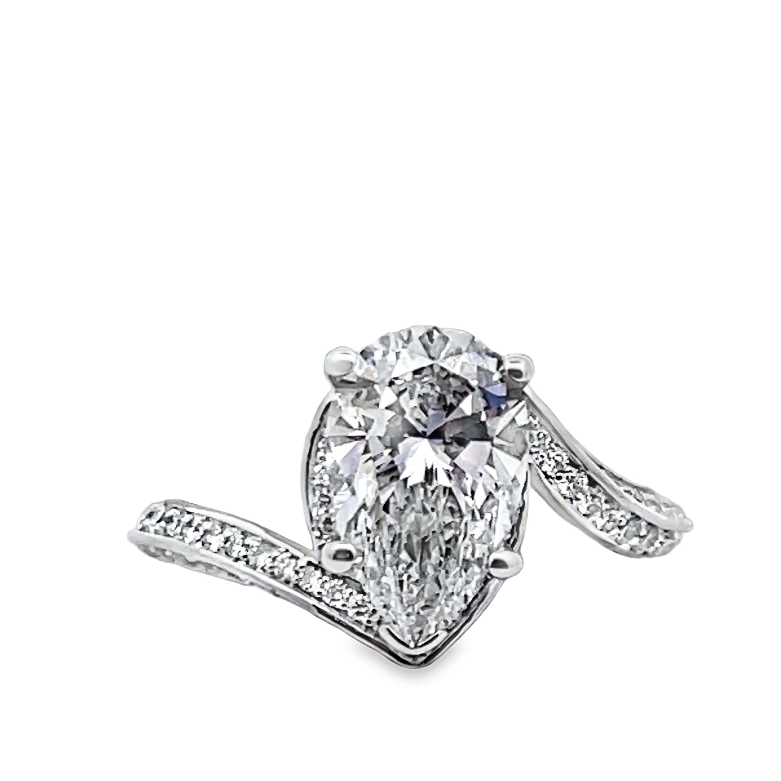 SUPER MAN MADE CREATED 2.52CTW DIAMOND BYPASS SHANK ENGAGEMENT RING CONTAINING: 2.02CT PEAR-SHAPE DIAMOND CENTER F VS1 IGI LG627473442 + 90 ROUND MELEE DIAMONDS .50CTW F-G VS 14KW