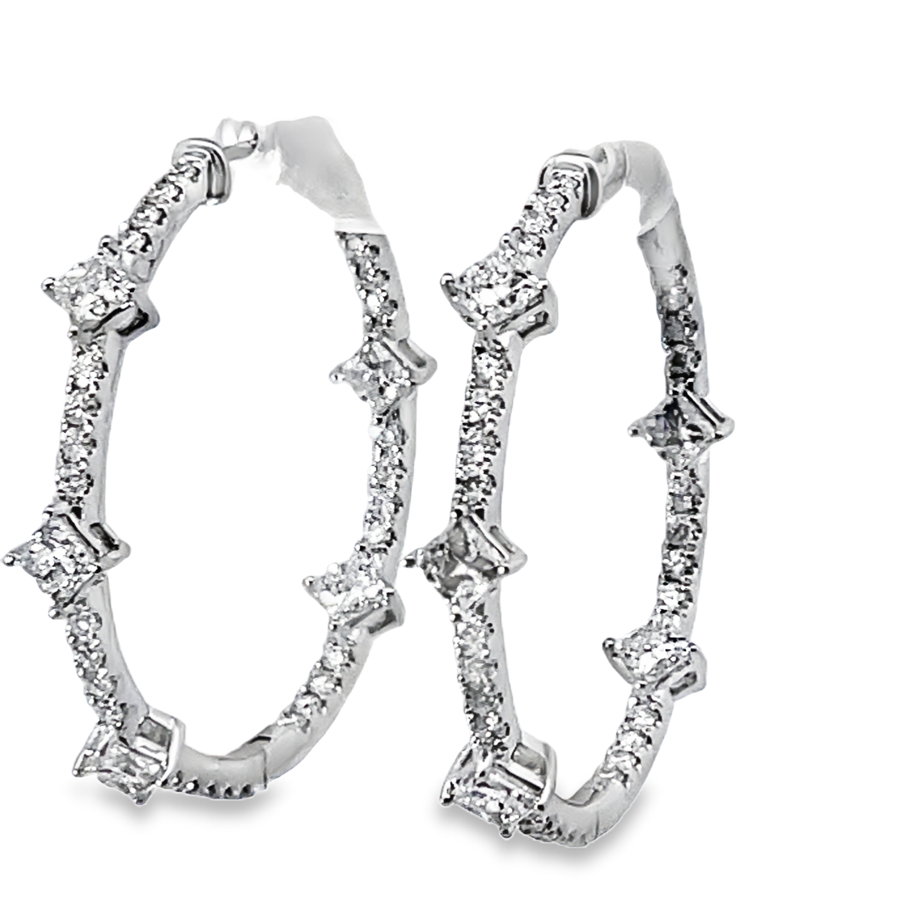 SUPER MAN MADE CREATED 2.76CTW DIAMOND INSIDE-OUTSIDE ROUND HOOP EARRINGS CONTAINING: 10 PRINCESS DIAMONDS + 58 ROUND DIAMONDS 14KW