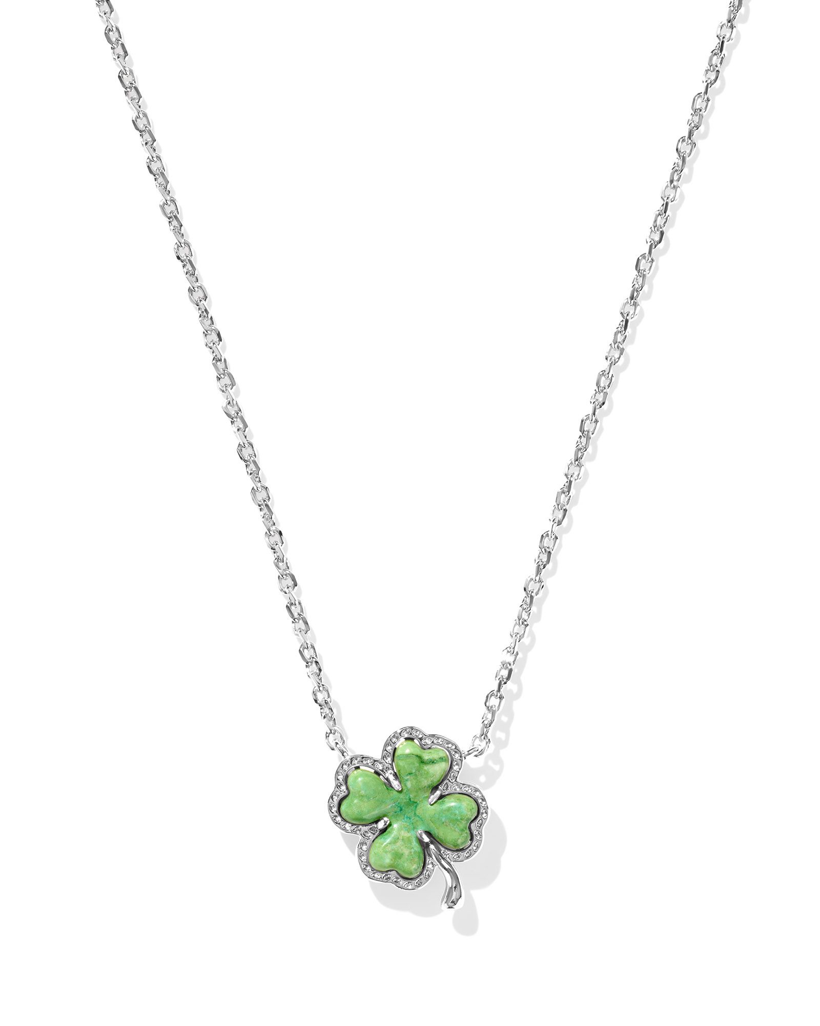 KENDRA SCOTT CLOVER LIME GREEN MAGNESITE RHODIUM SHORT PENDANT NECKLACE