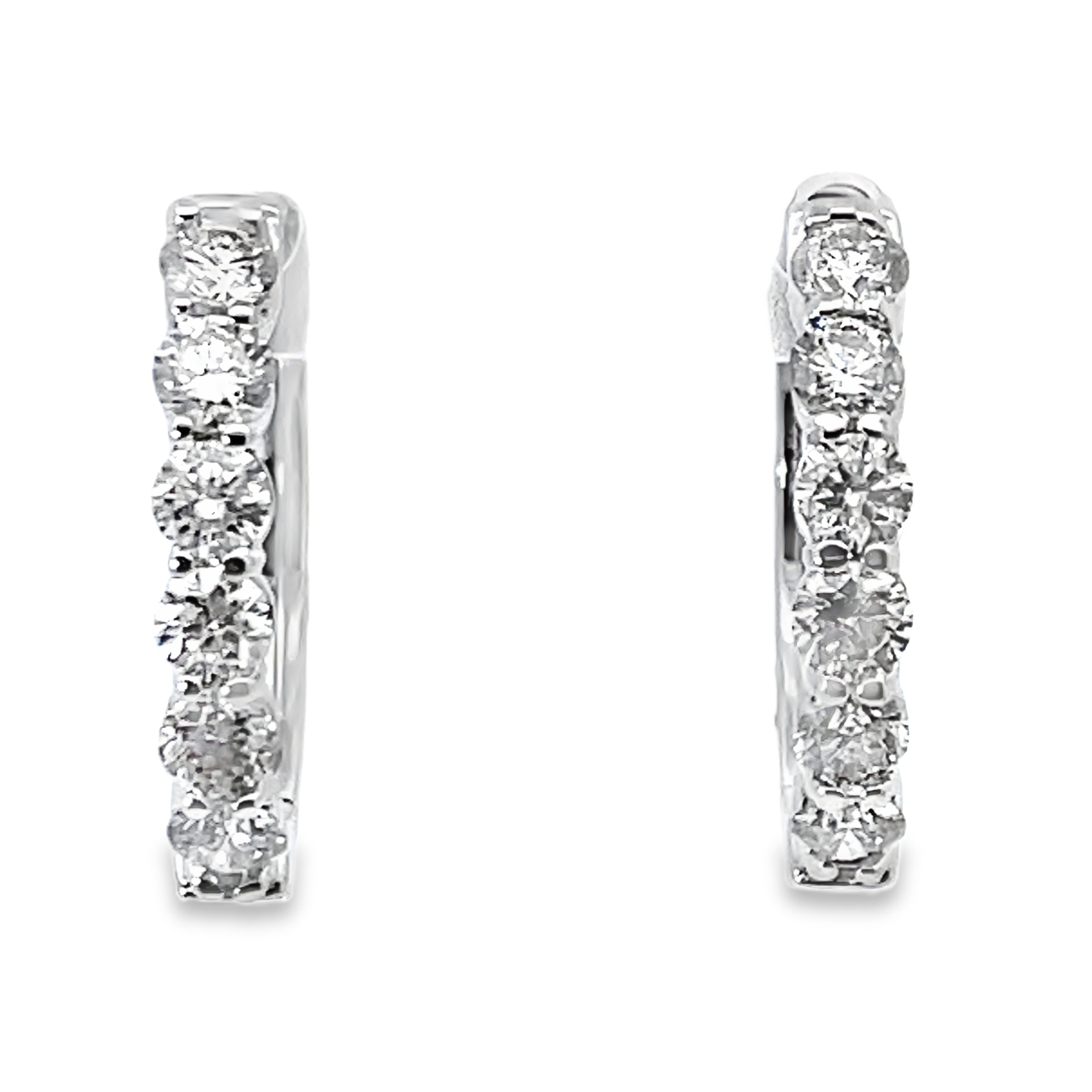1.54CTW 12 ROUND DIAMOND OVAL HOOP EARRINGS 14KW