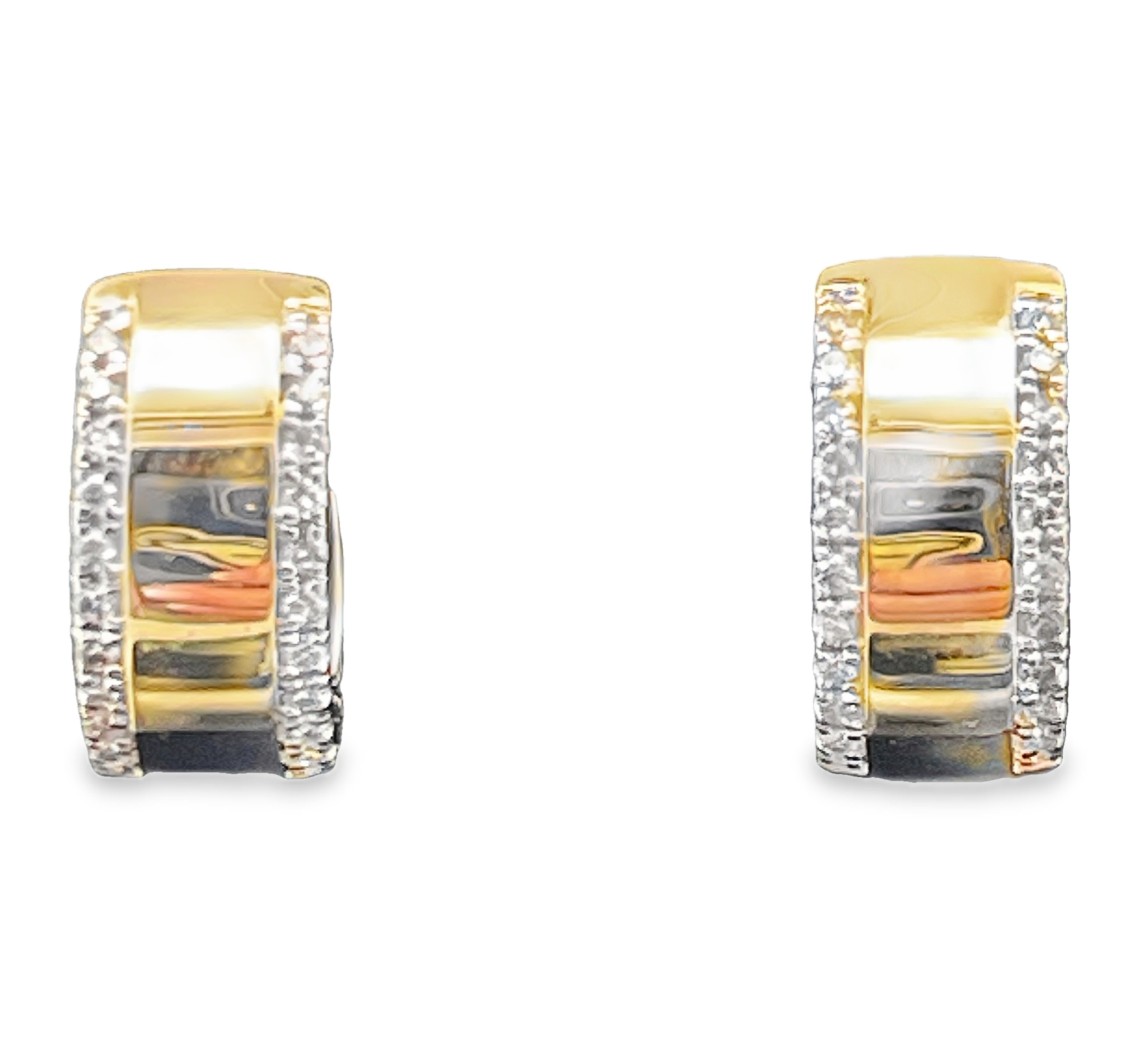 1/6CTW DIAMOND DOUBLE-EDGE HUGGIE HOOP EARRINGS CONTAINING: 40 ROUND DIAMONDS 10KY