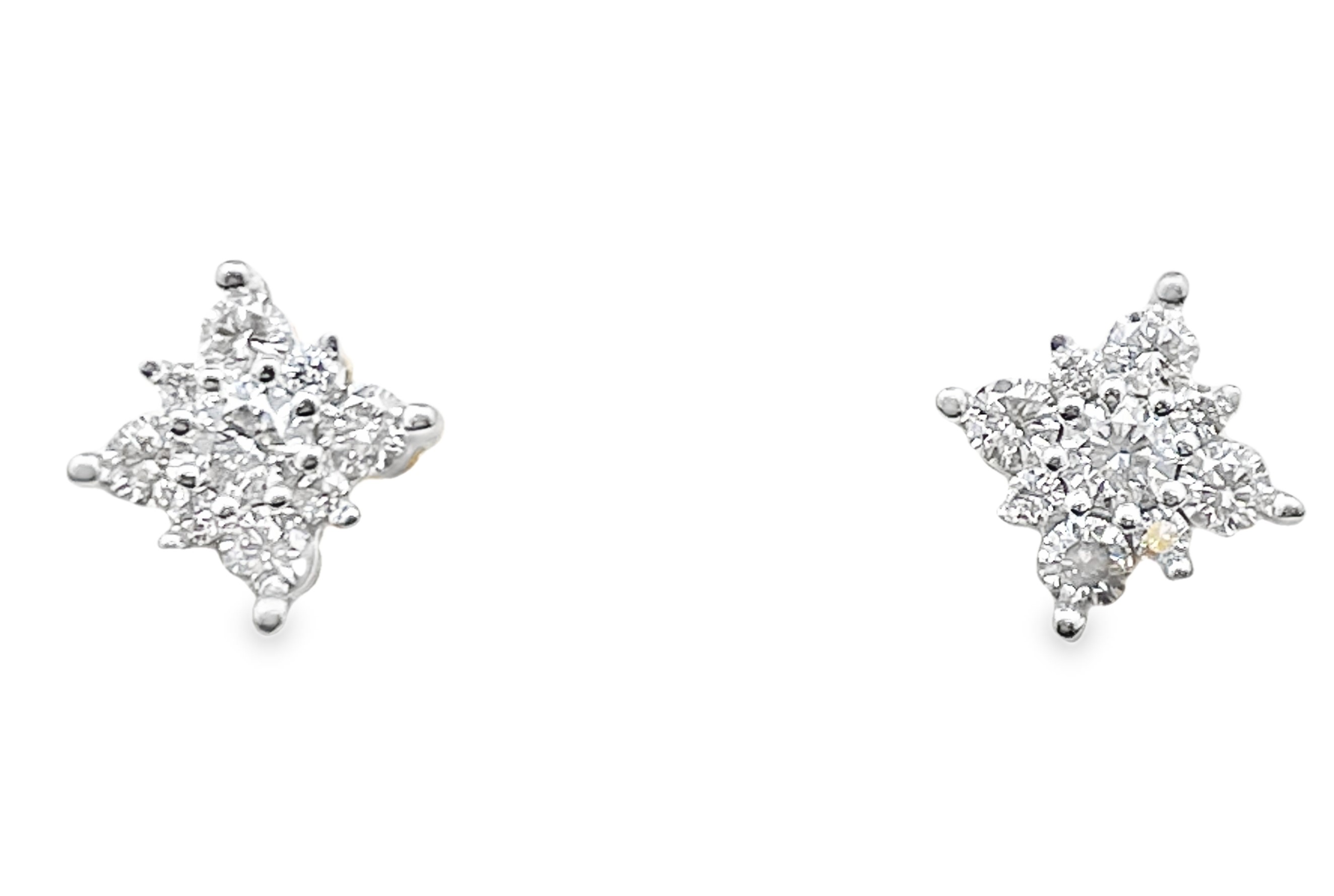 3/4CTW DIAMOND STAR CLUSTER 18 ROUND DIAMOND STUD EARRINGS 10KY