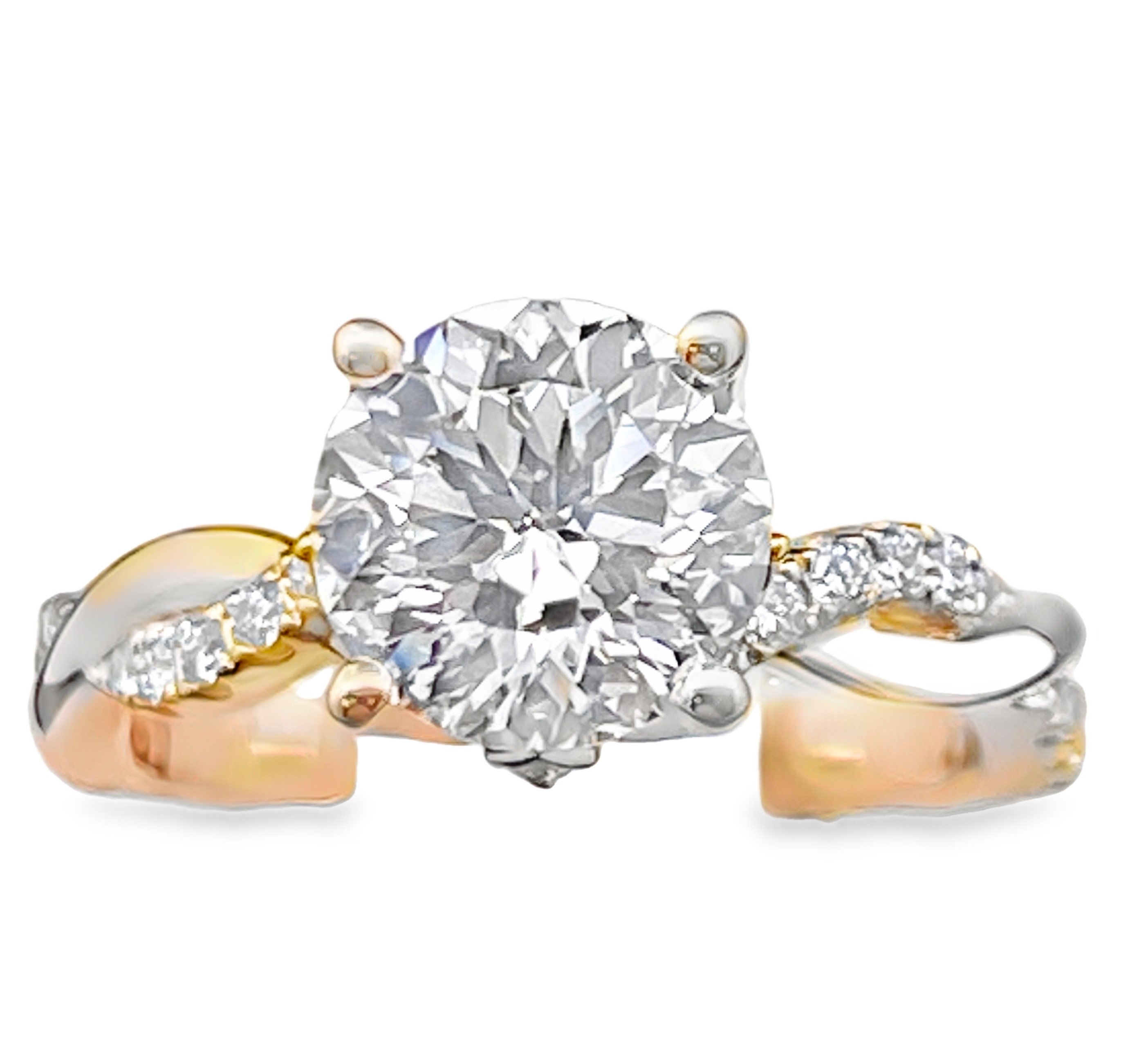 SUPER MAN MADE CREATED 2.65CTW ENGAGEMENT RING WITH CROSSOVER SHANK CONTAINING: 2.32CT ROUND DIAMOND CENTER D VS1 IGI LG669440956 + 28 ROUND MELEE DIAMONDS .33CTW F VS2 14KY