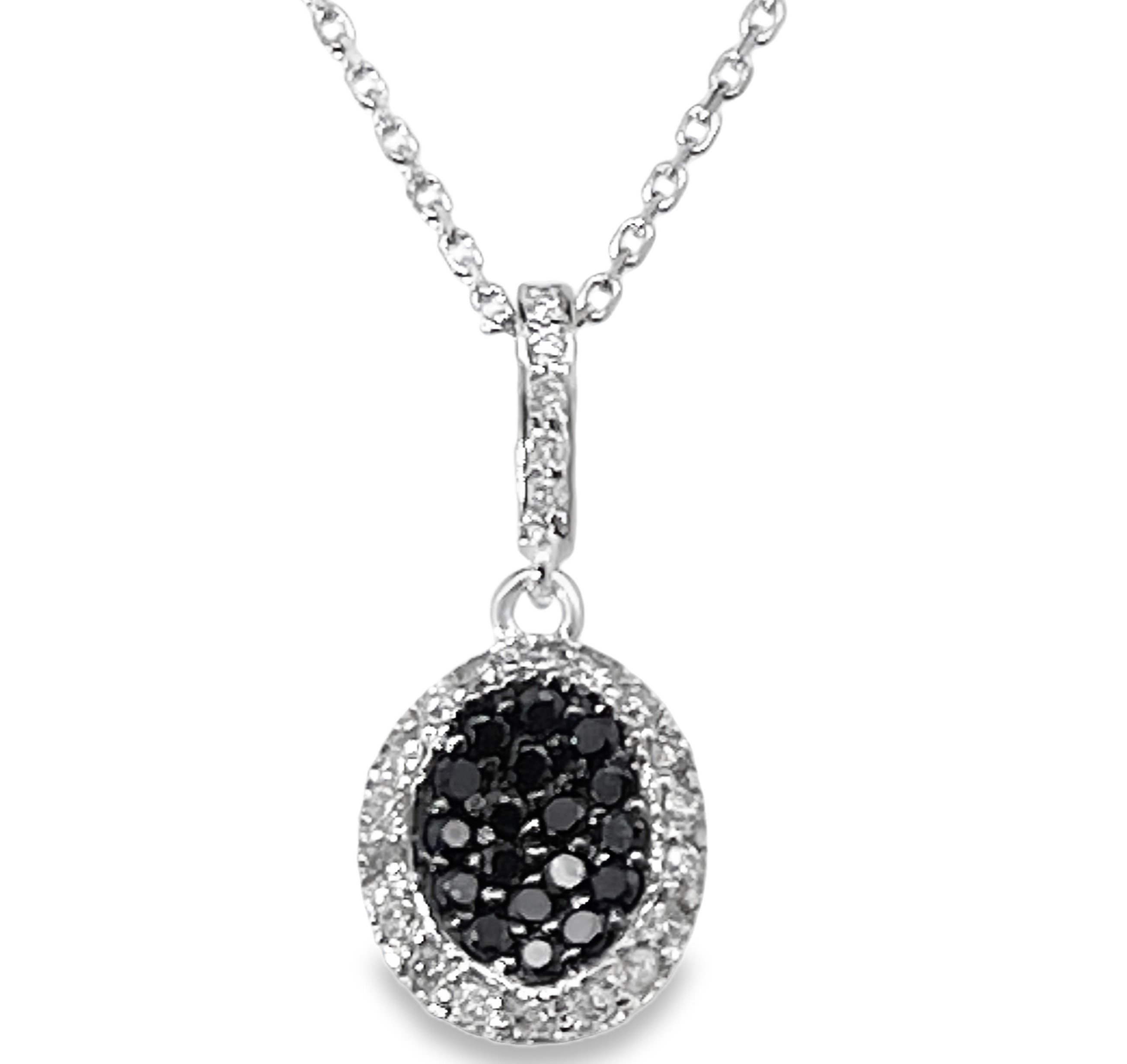 .44CTW BLACK + WHITE OVAL PAVE DIAMOND PENDANT/CHAIN CONTAINING: 23 ROUND WHITE DIAMONDS + 18 ROUND BLACK DIAMONDS OVAL CENTER 14KW