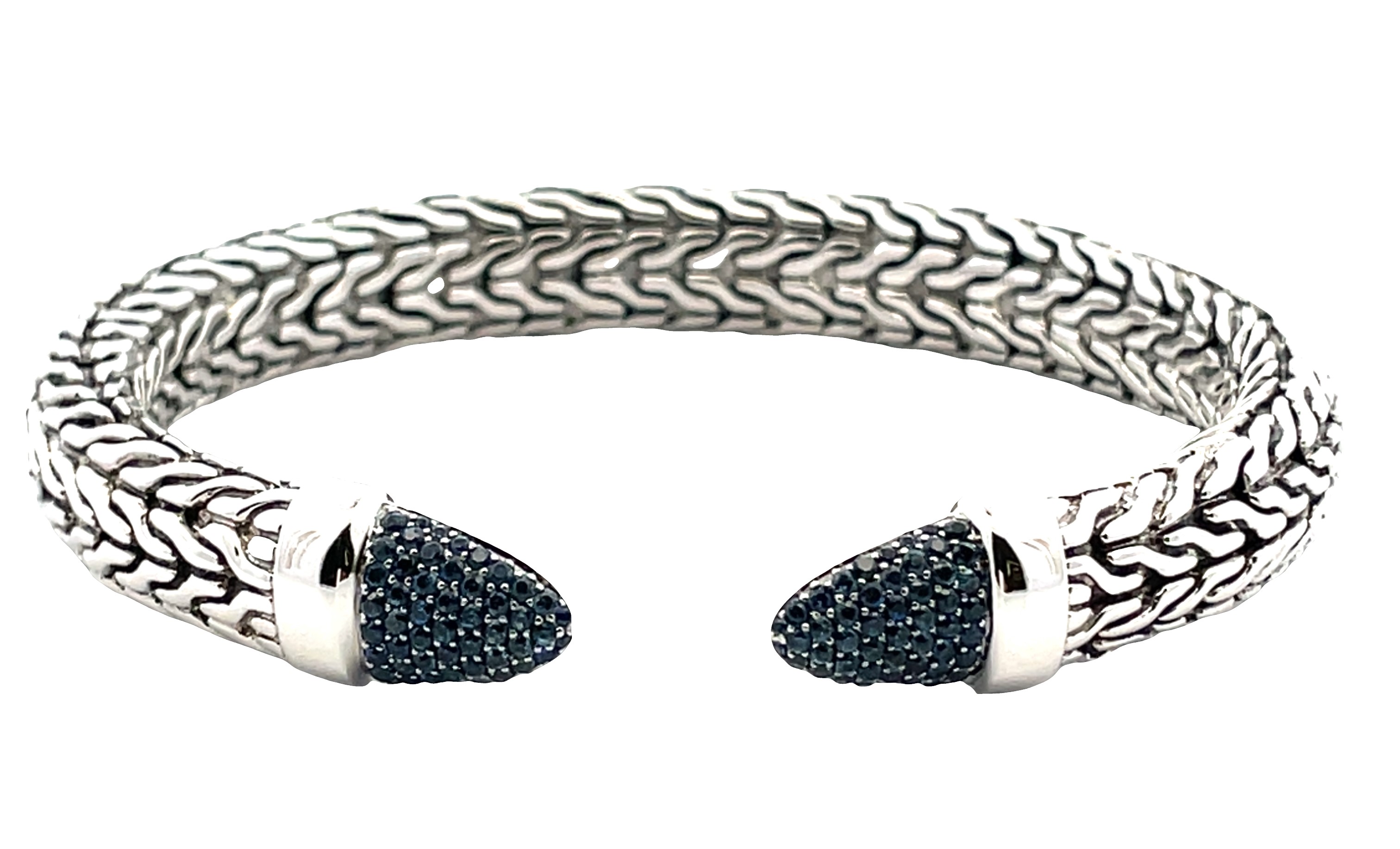 JOHN HARDY SPEAR SILVER 8.9MM FLEX CUFF WITH BLUE SAPPHIRES SIZE M