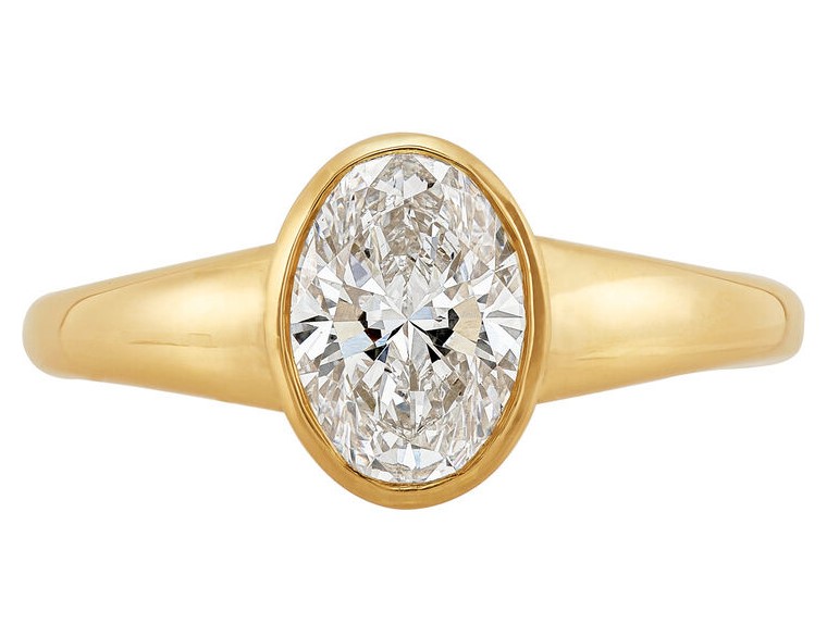 SUPER MAN MADE CREATED 1.57CTW DIAMOND ENGAGEMENT RING CONTAINING: 1.45CT OVAL DIAMOND BEZEL-SET CENTER E-F VVS1-VVS2 + 16 ROUND HIDDEN-HALO DIAMONDS .12CTW 14KY