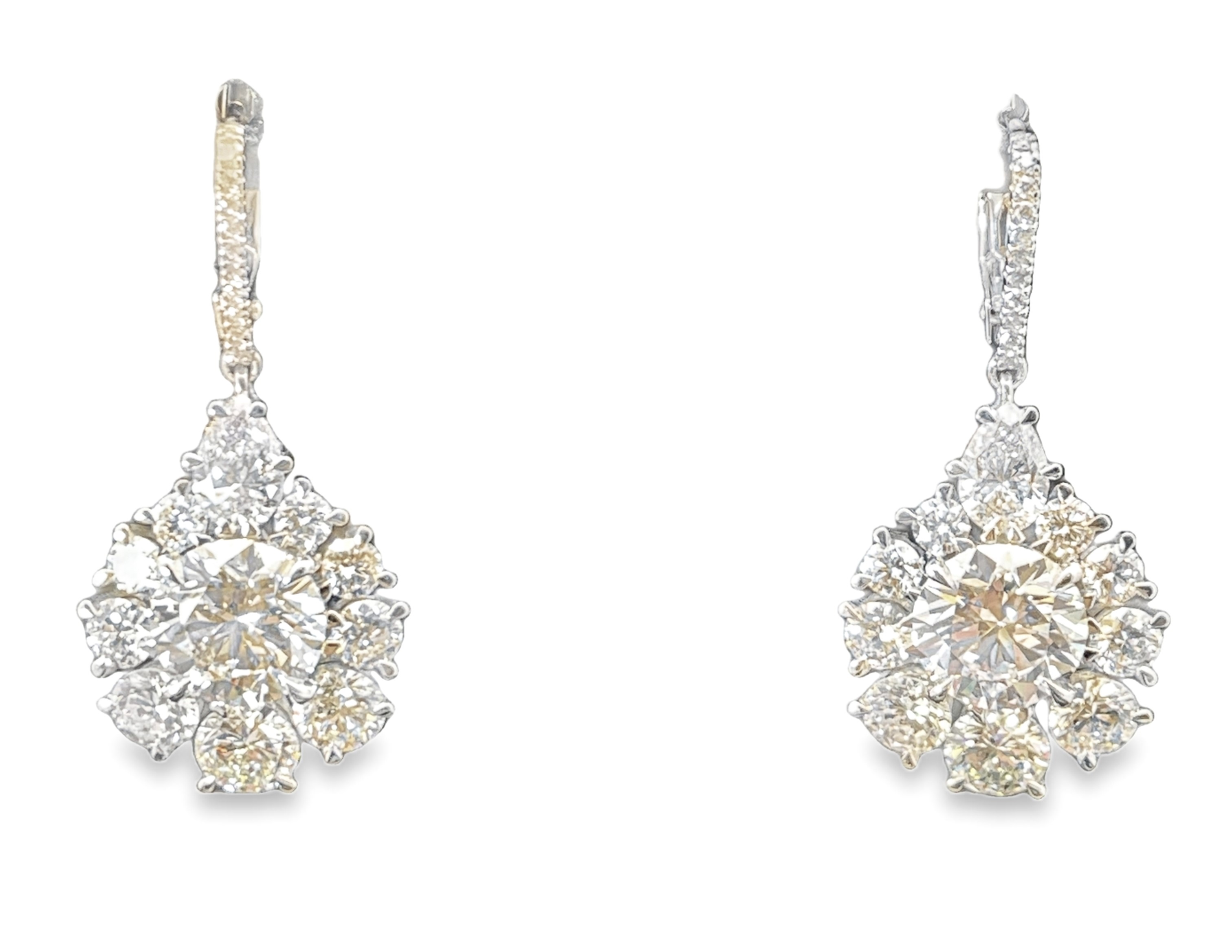 SUPER MAN MADE CREATED 8.18CTW 42 ROUND DIAMONDS + 2 PEAR-SHAPE DIAMONDS ROUND CLUSTER DANGLE EARRINGS 18KW
