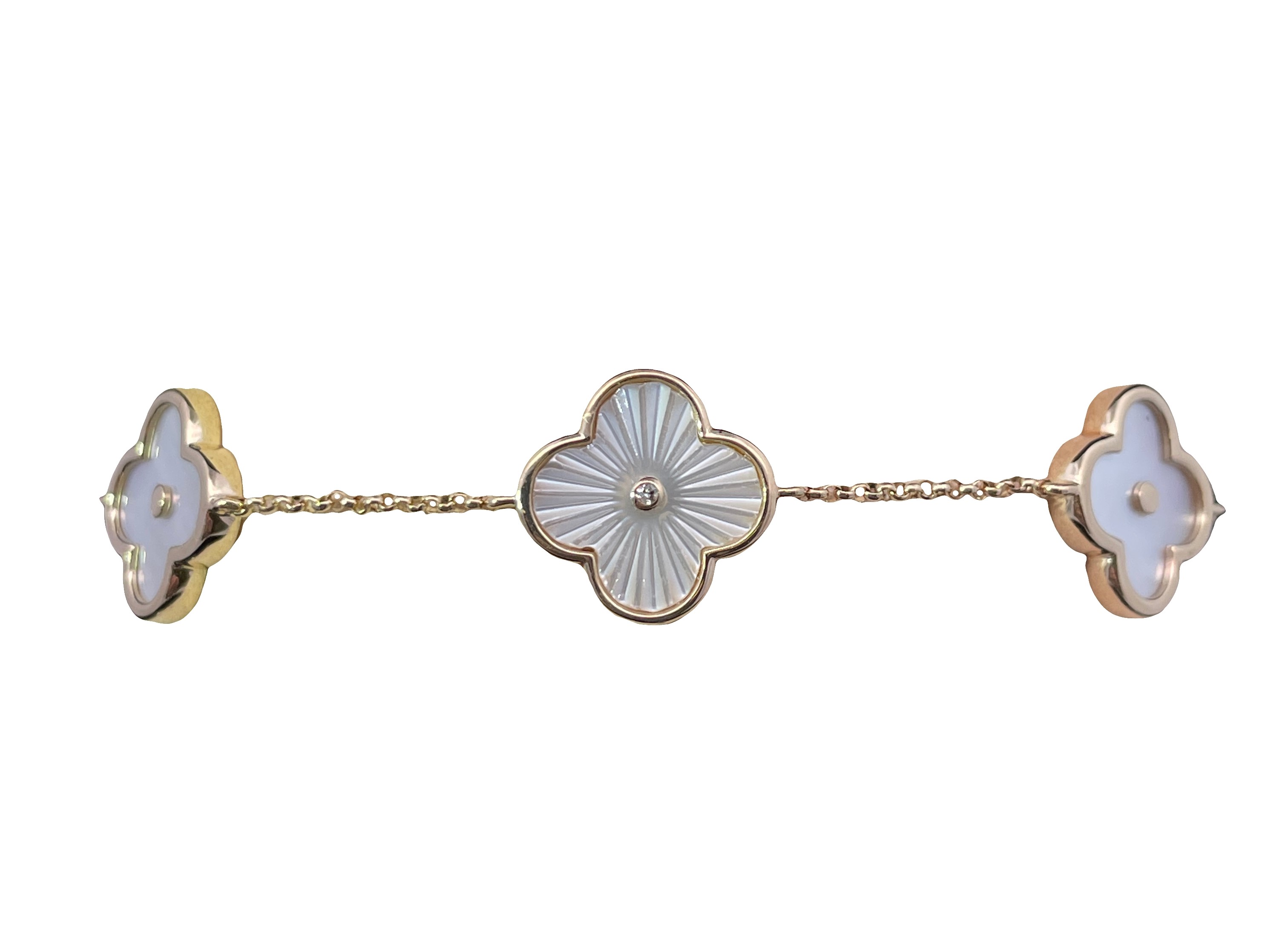 EFFY FLUTED MOTHER OF PEARL/5 ROUND BEZEL-SET DIAMONDS QUATREFOIL 5-STATIONS BRACELET .02TDW 14KY