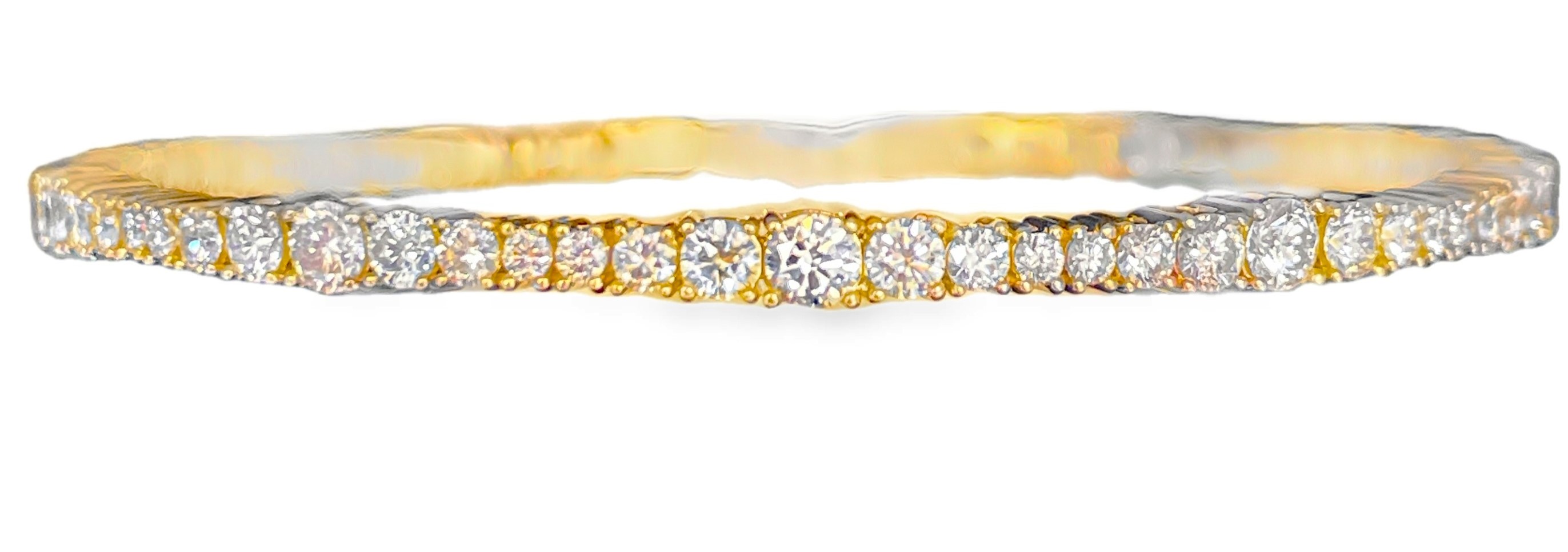 62D=3.62CTW GRADUATED DIAMOND FLEX BANGLE BRACELET 14KY
