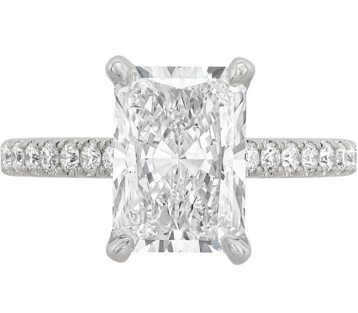 SUPER MAN MADE CREATED 2.43CTW DIAMOND ENGAGEMENT RING CONTAINING: 2.06CT RADIANT CUT DIAMOND CENTER F VS1 IGI LG685546319 + 32 ROUND MELEE DIAMONDS 3/8CTW 14KW