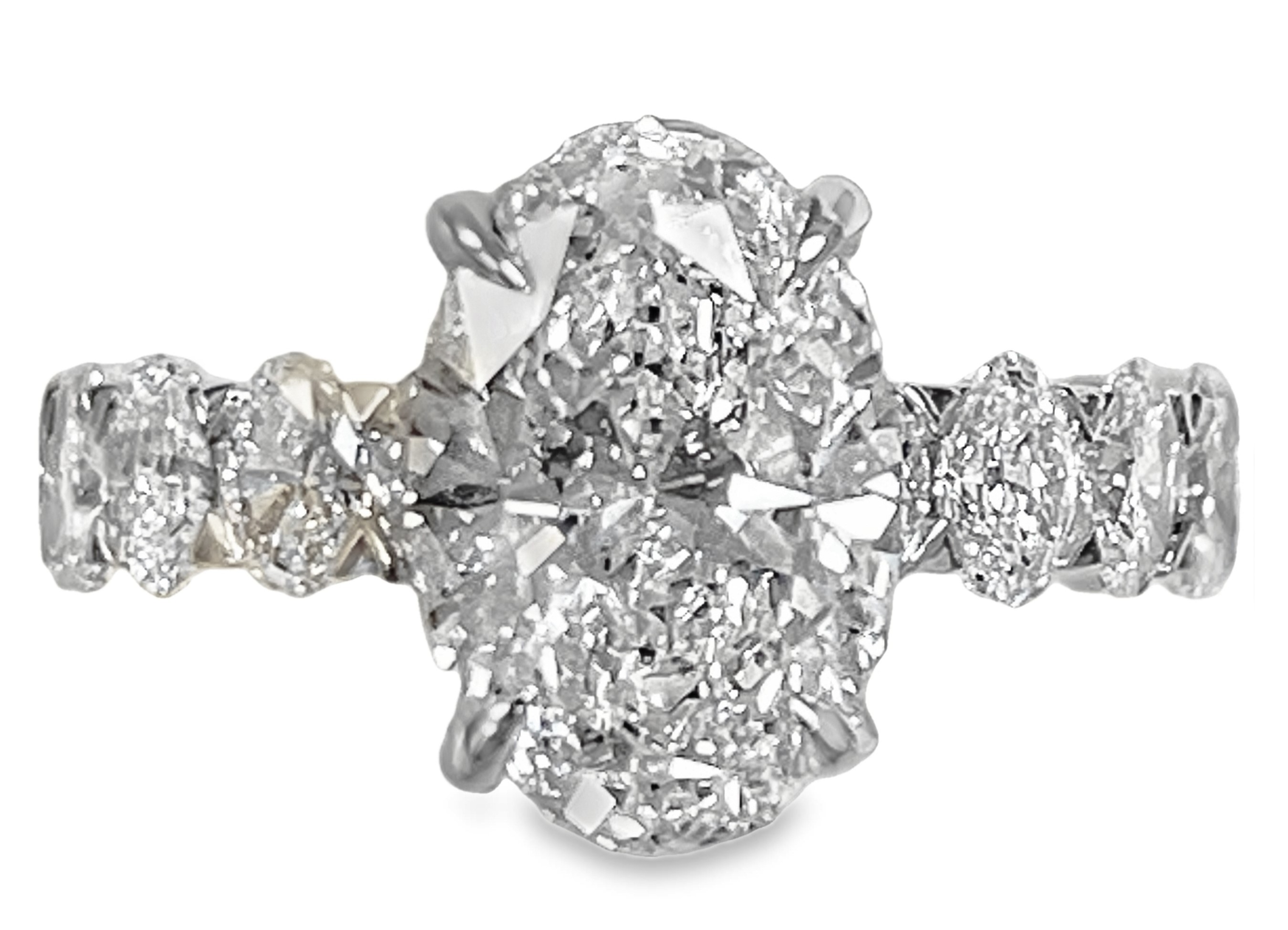 SUPER MAN MADE CREATED 5.42CTW ENGAGEMENT RING CONTAINING: 3.05CT 100-FACET OVAL DIAMOND CENTER F VS2 FDX 74024870106 + 14 OVAL + 20 ROUND MELEE DIAMONDS 2.37CTW 14KW
