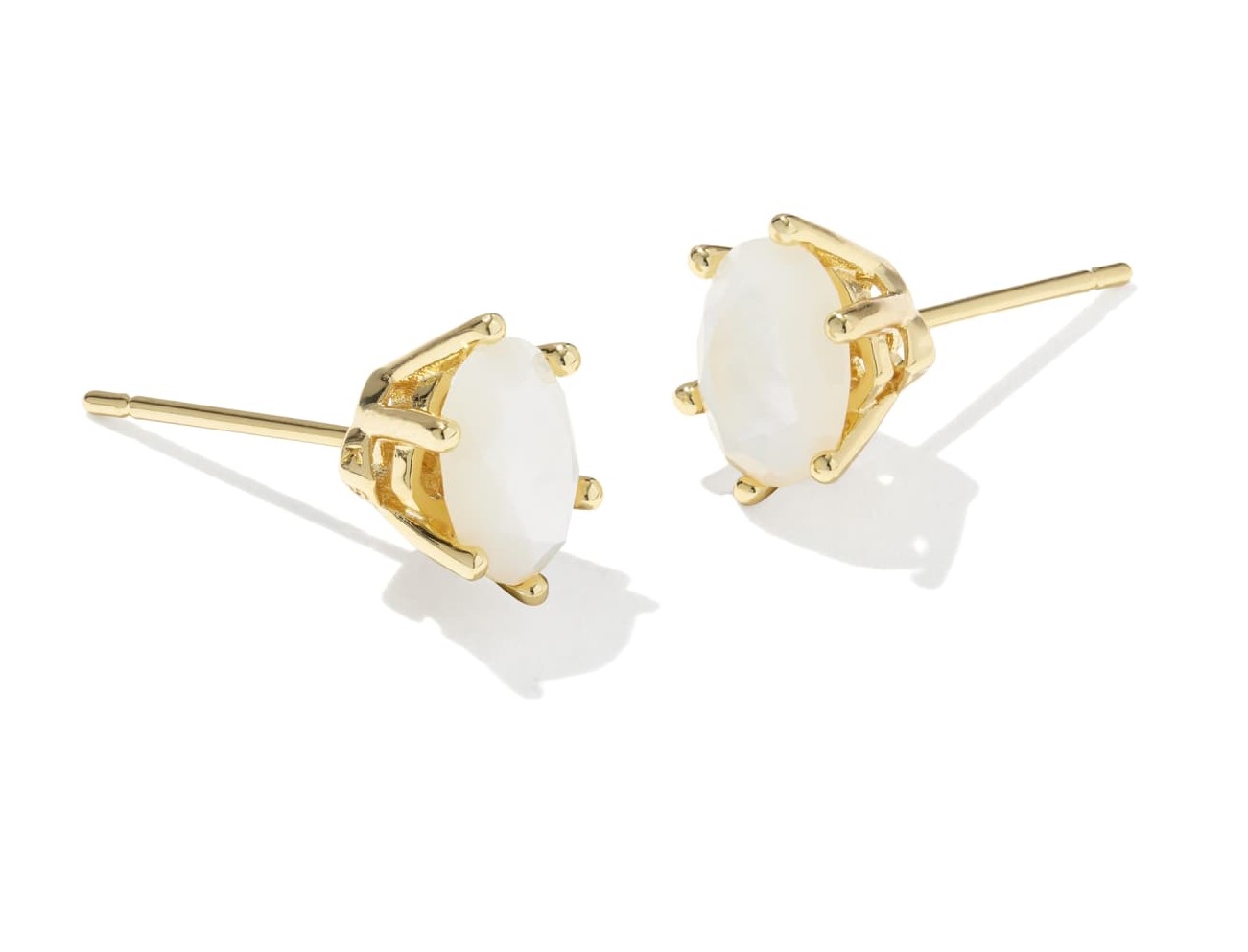 KENDRA SCOTT CAILIN IVORY MOTHER OF PEARL GOLD TONE STUD EARRINGS