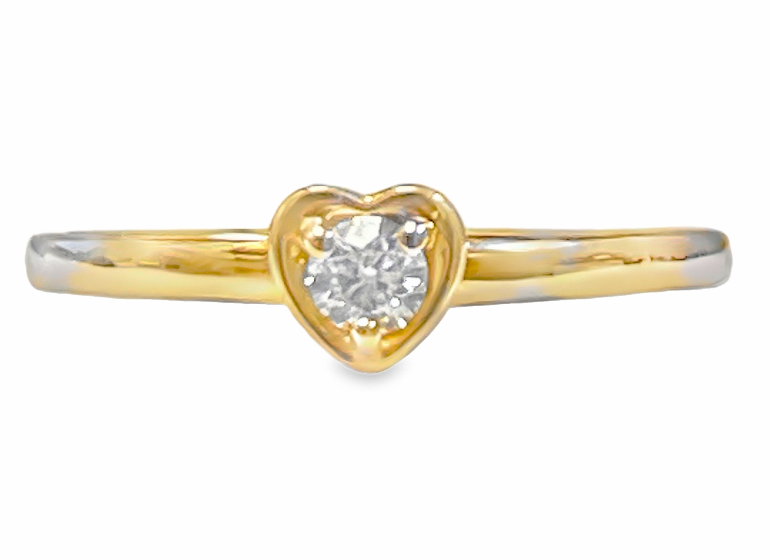 .13CT ROUND DIAMOND HEART CENTER RING 10KY