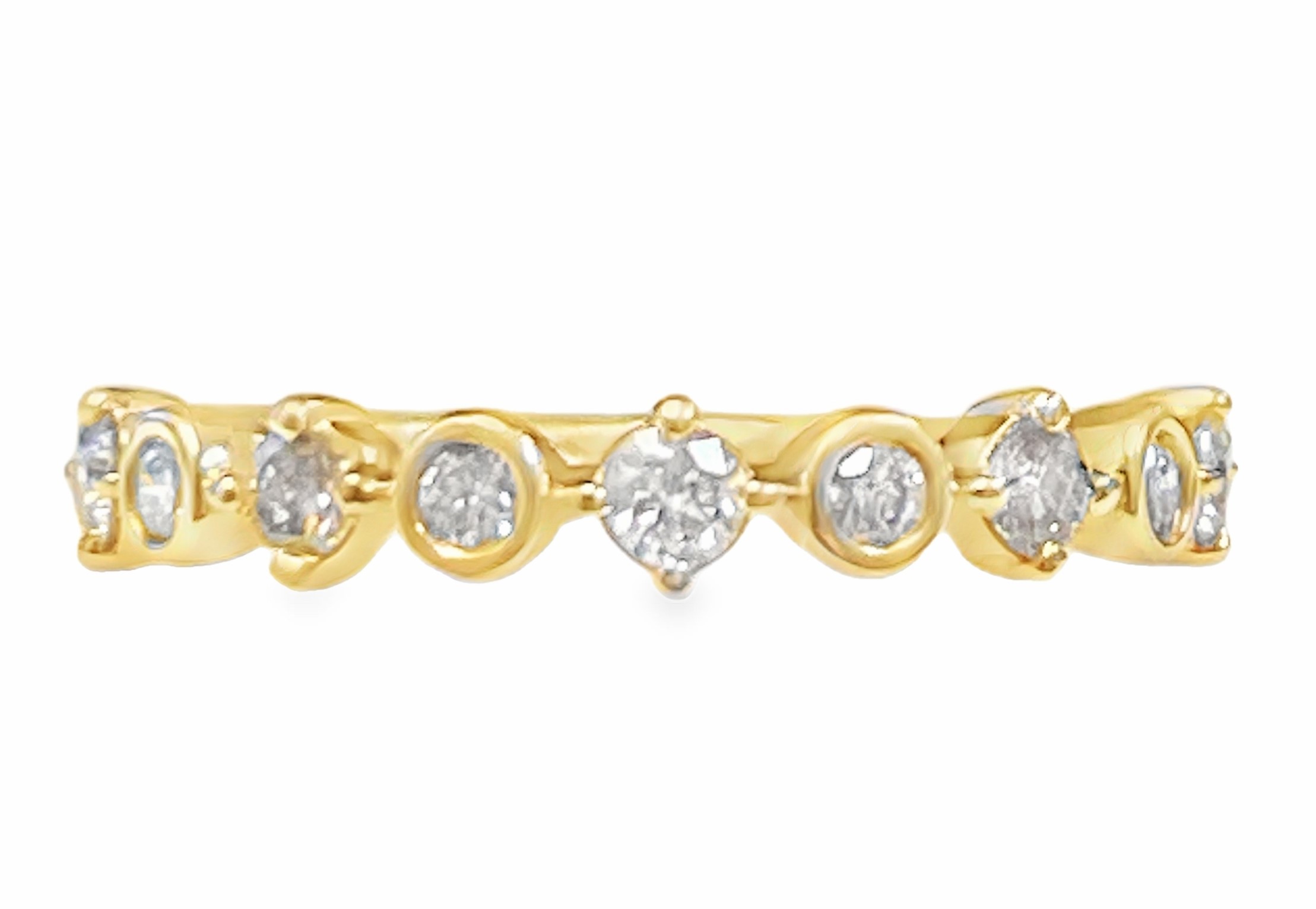 .50CTW LDS DIAMOND BAND CONTAINING: 6 ROUND BEZEL-SET DIAMONDS + 5 ROUND PRONG-SET DIAMONDS 14KY