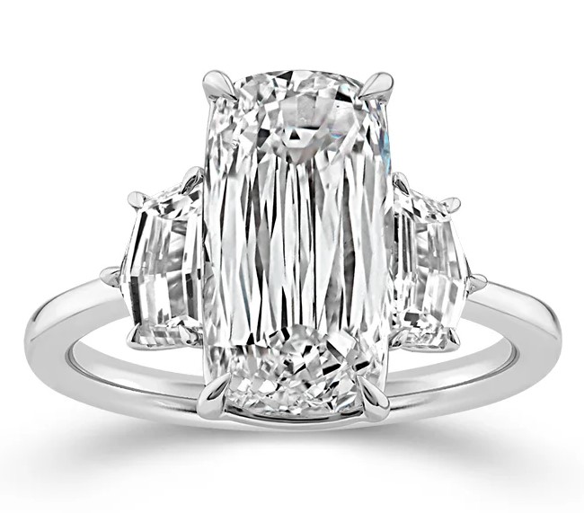 SUPER MAN MADE CREATED 3-STONE ENGAGEMENT RING: 4.13CT CUSHION MIXED CUT CENTER DIAMOND + 2 PENTAGONAL DIAMONDS 1.00CTW 14KW