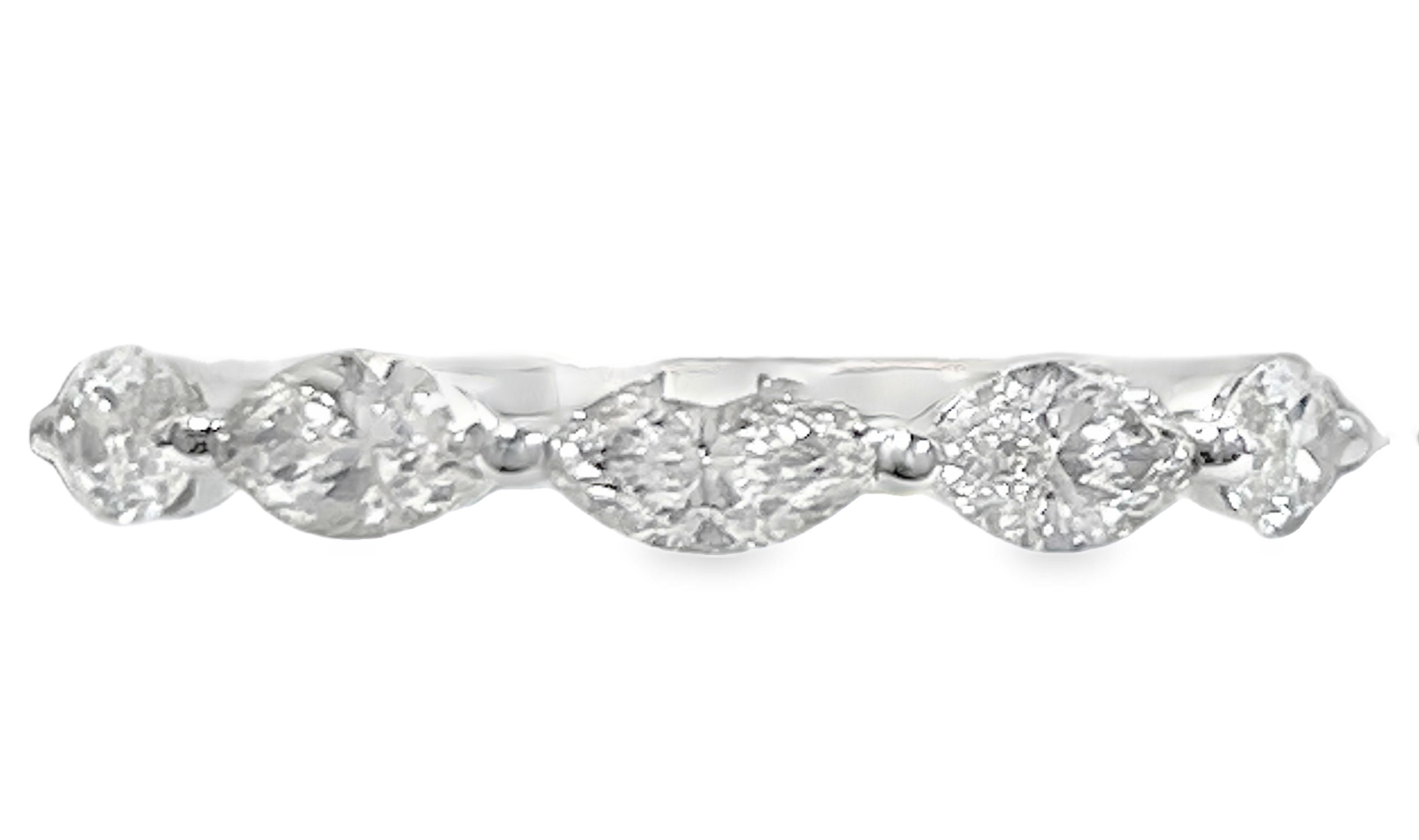 1.32CTW LDS 7 MARQUISE DIAMOND BAND GH SI 14KW